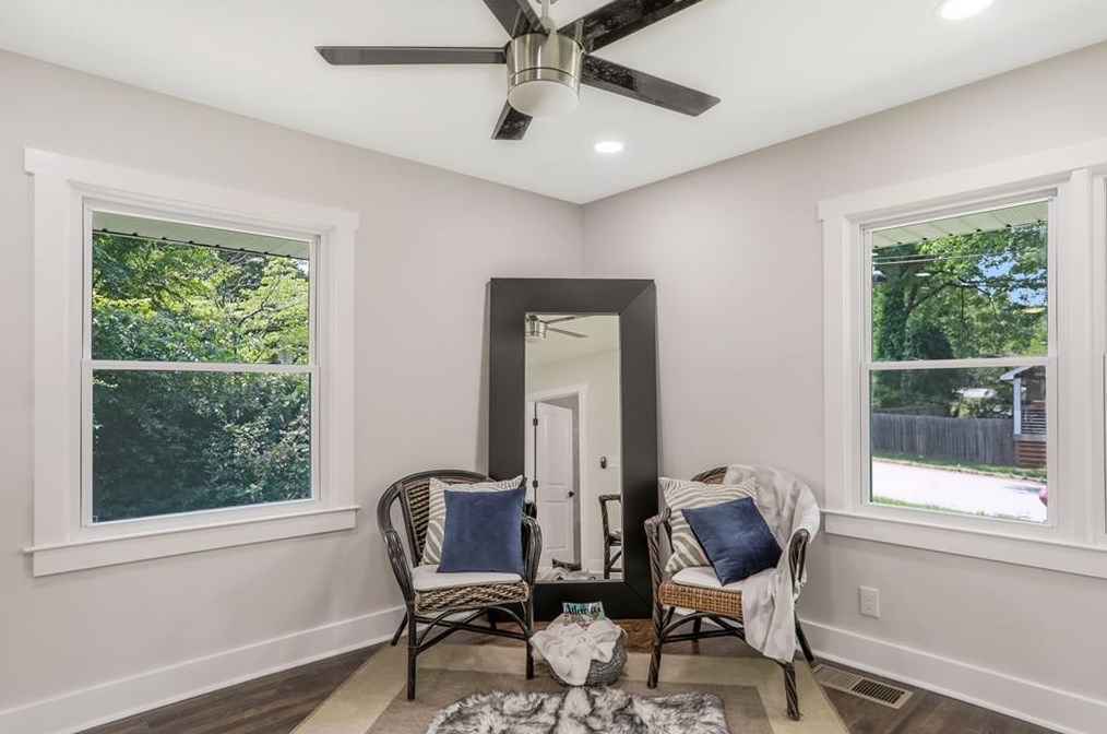 1660 Columbia Cir, Decatur GA  30032-4607 exterior