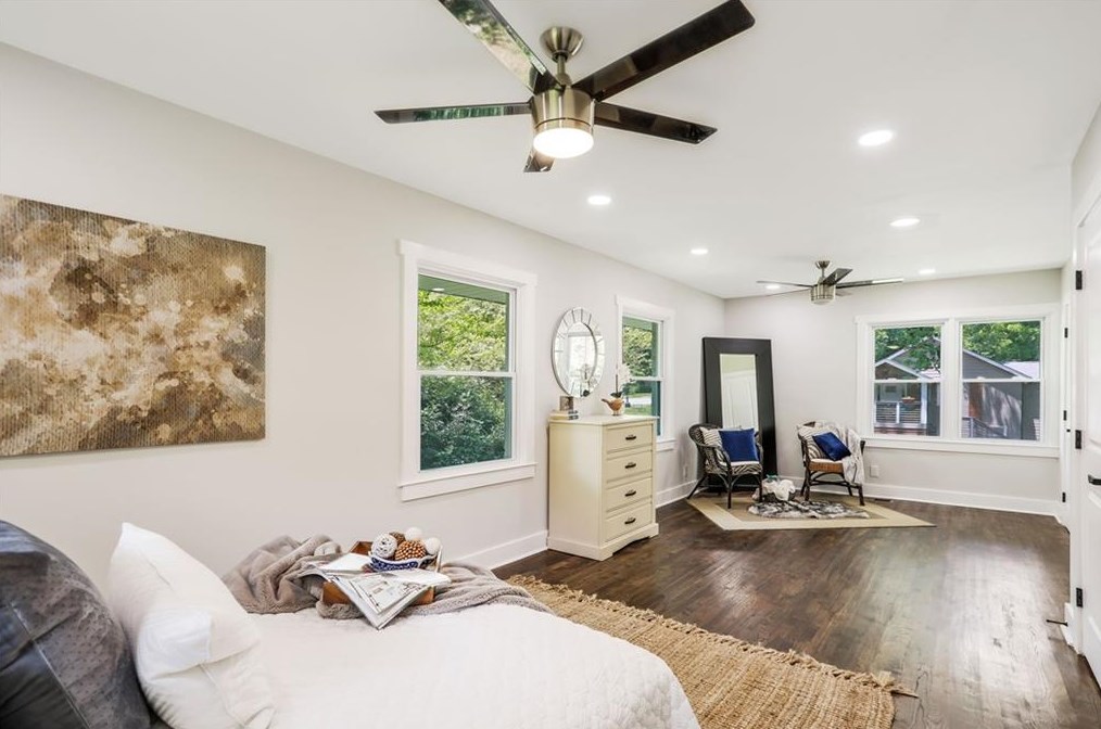 1660 Columbia Cir, Decatur GA  30032-4607 exterior