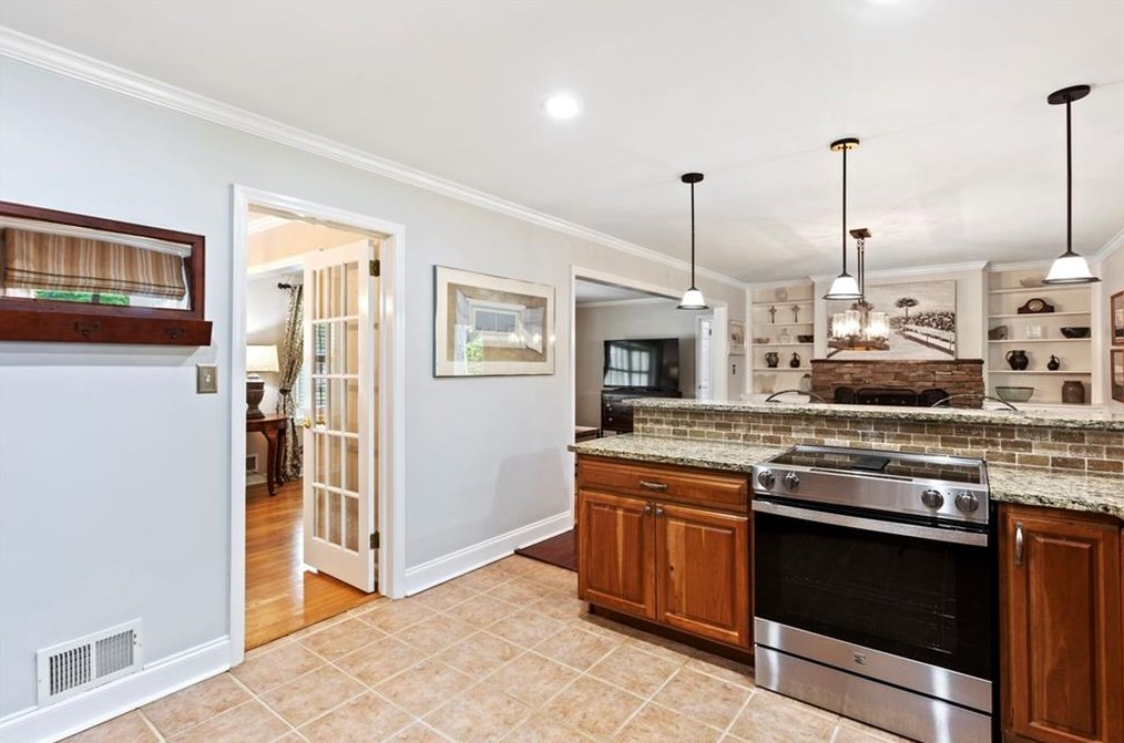 3085 Octavia Pl, Atlanta GA  30340-4620 exterior