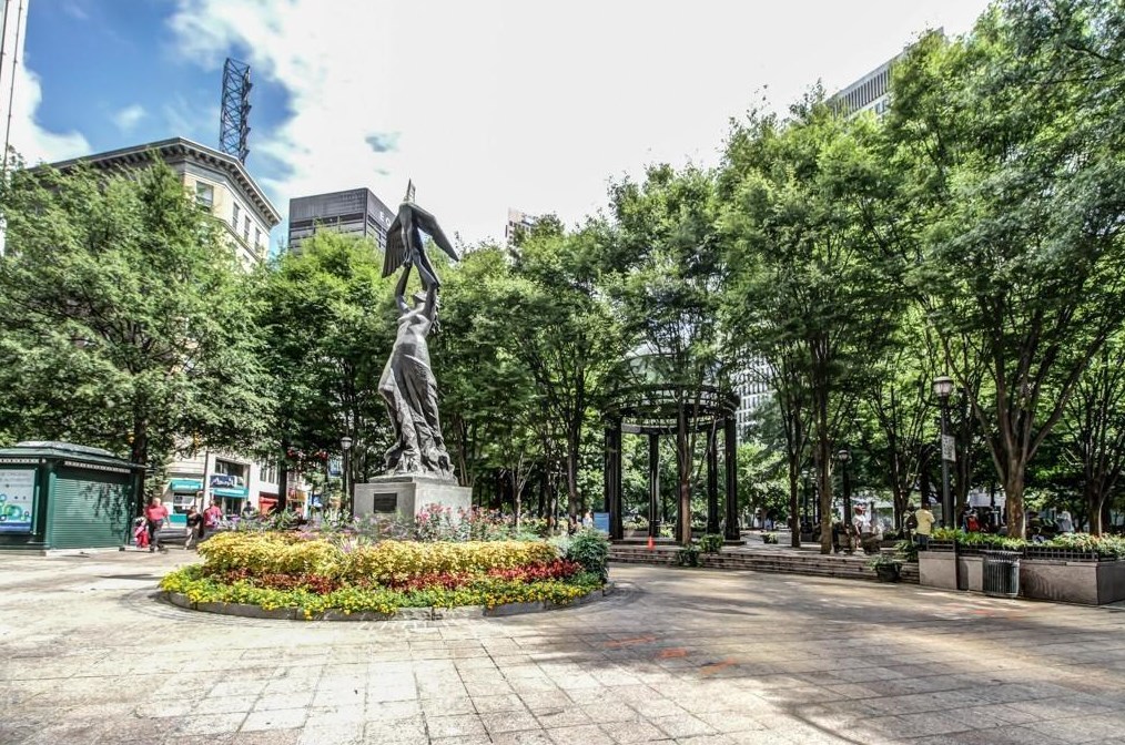 32 Peachtree St, Atlanta GA  30303-2390 exterior