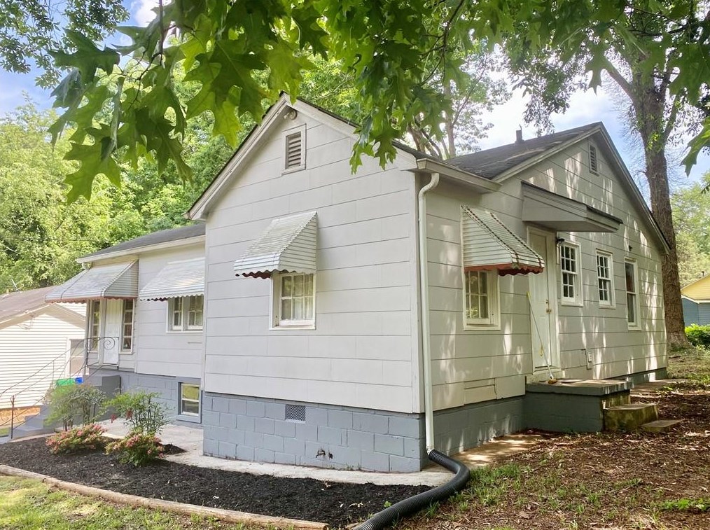 3433 Glen Rd, Decatur GA  30032-2507 exterior