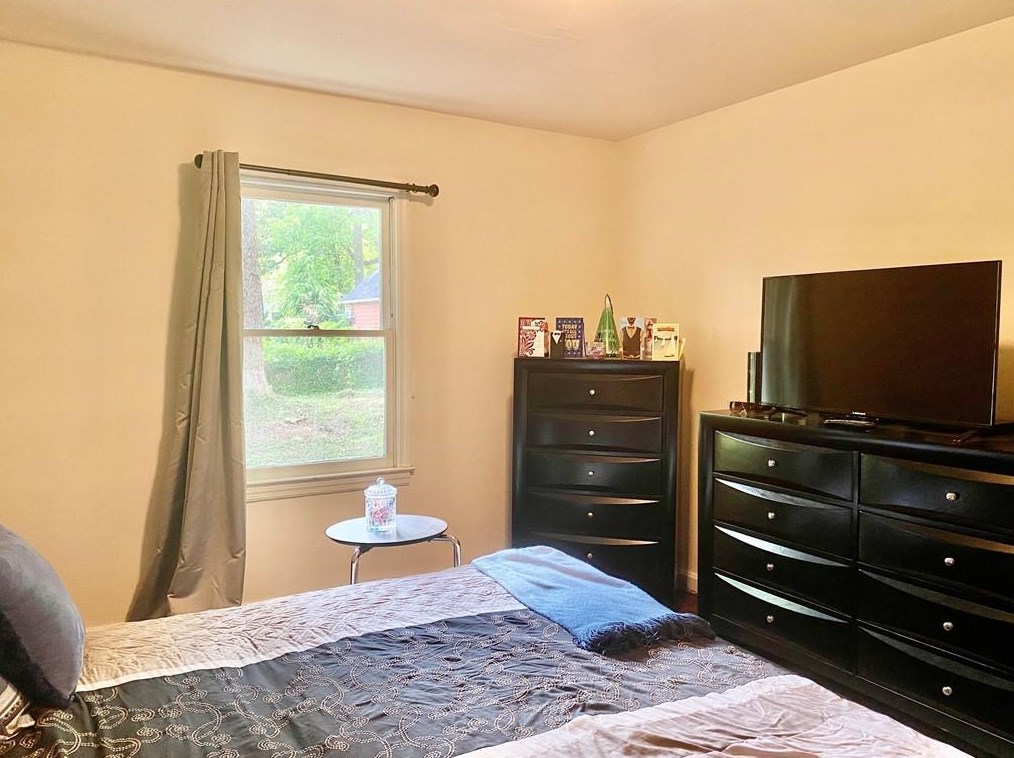 3433 Glen Rd, Decatur GA  30032-2507 exterior