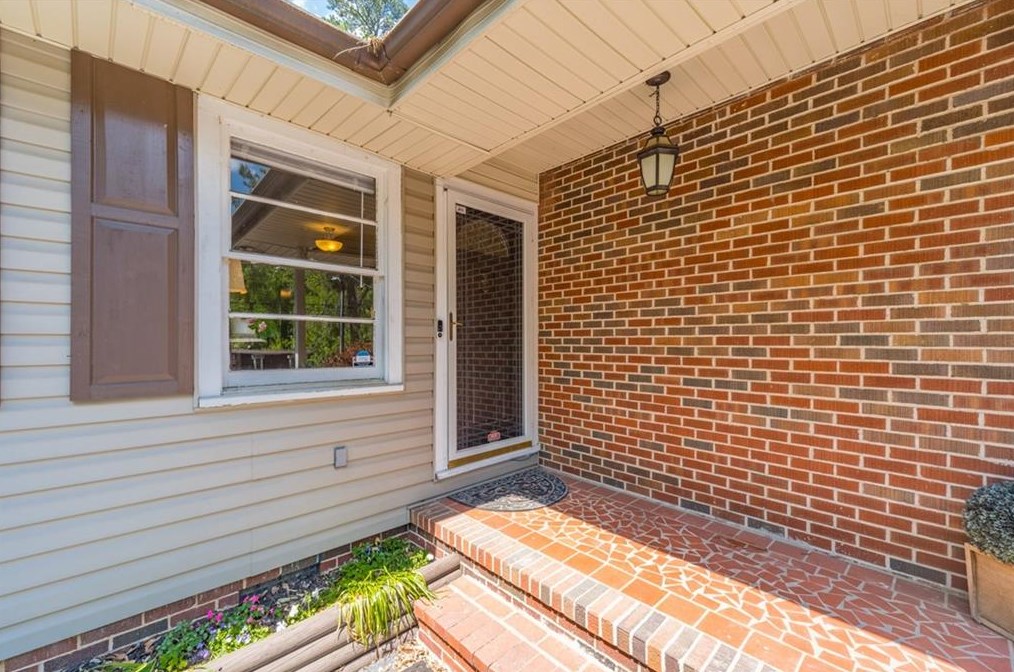 317 Wieuca Rd, Atlanta GA  30342-3323 exterior