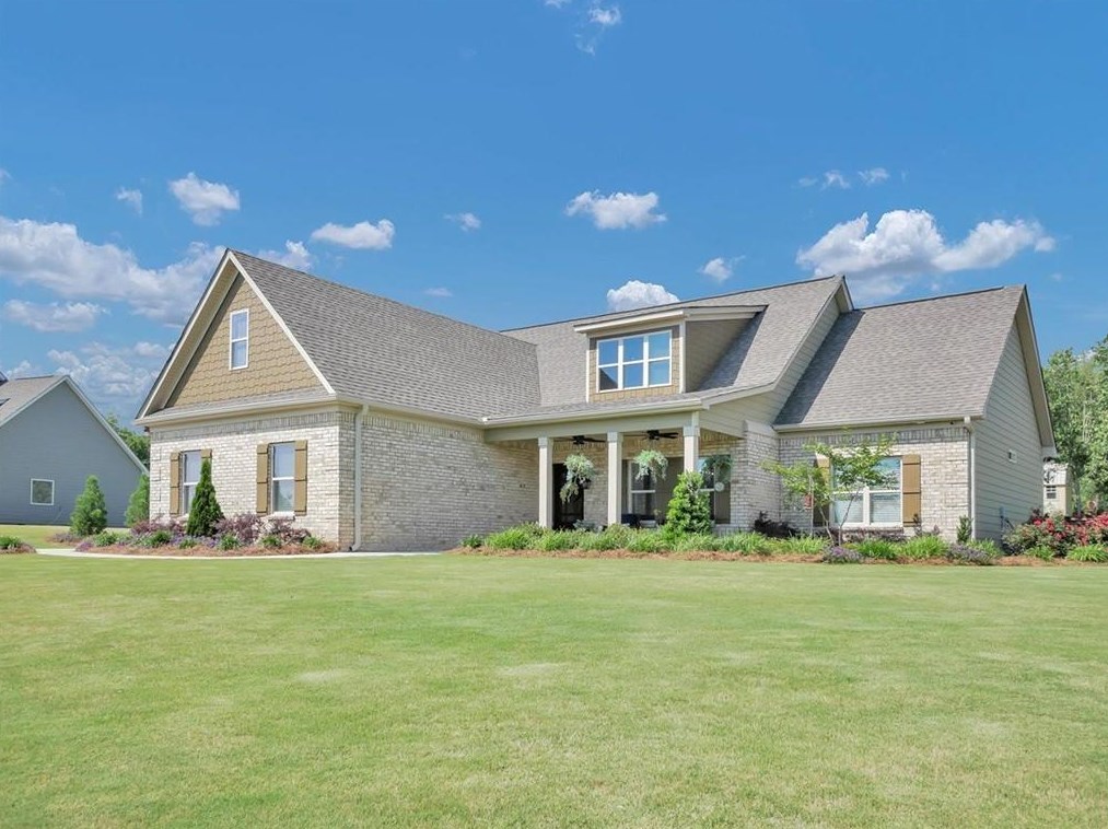 1120 Birchwood Dr, Griffin, GA 30224-7488