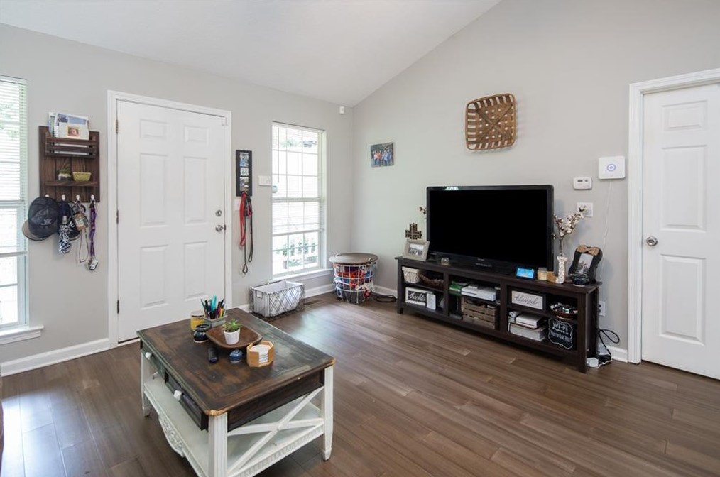 3030 Summer Lake Dr, Gainesville, GA 30506