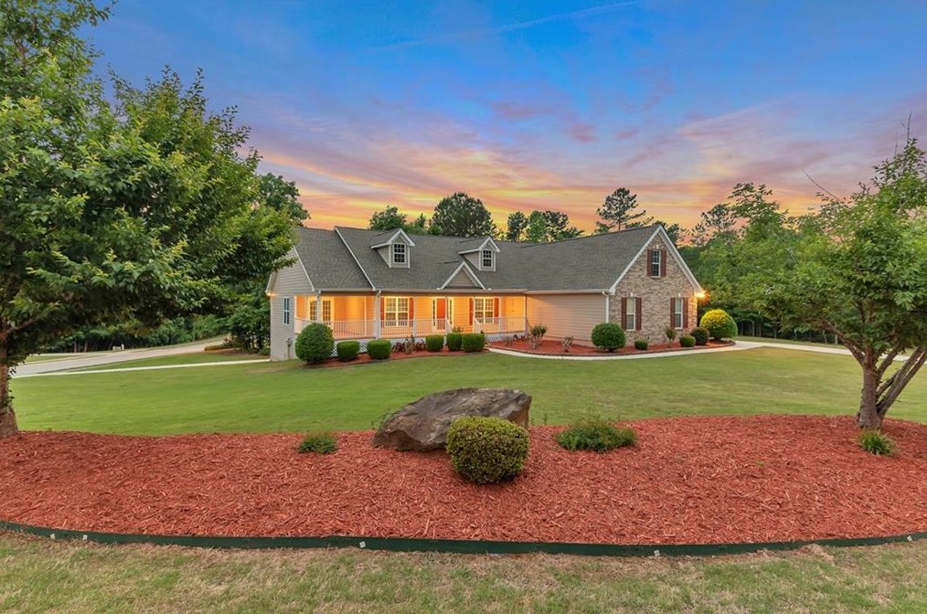 157 Van Eepoel Ct, Pendergrass, GA 30567-2945