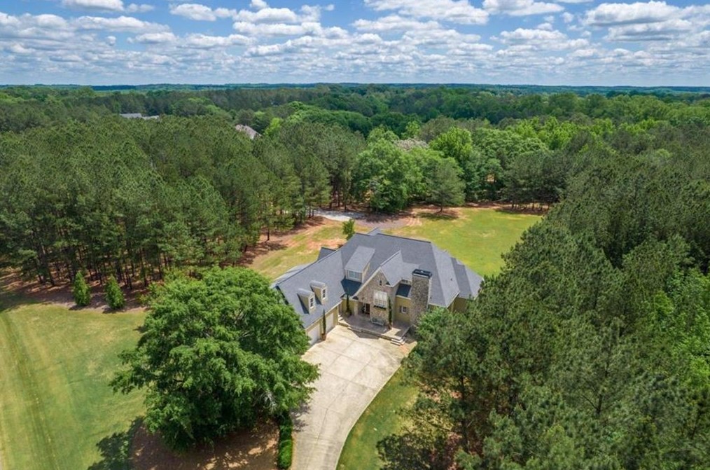 1071 Lexington Ct, Bishop, GA 30621