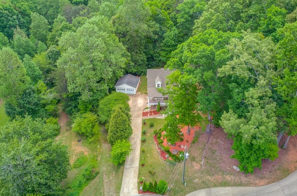 103 N Windsor Ln, Dawsonville, GA 30534