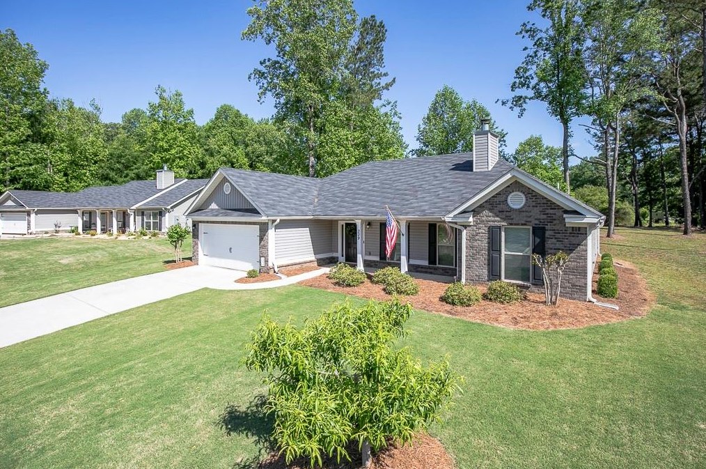 339 Petal Creek Ln, Jefferson, GA 30549