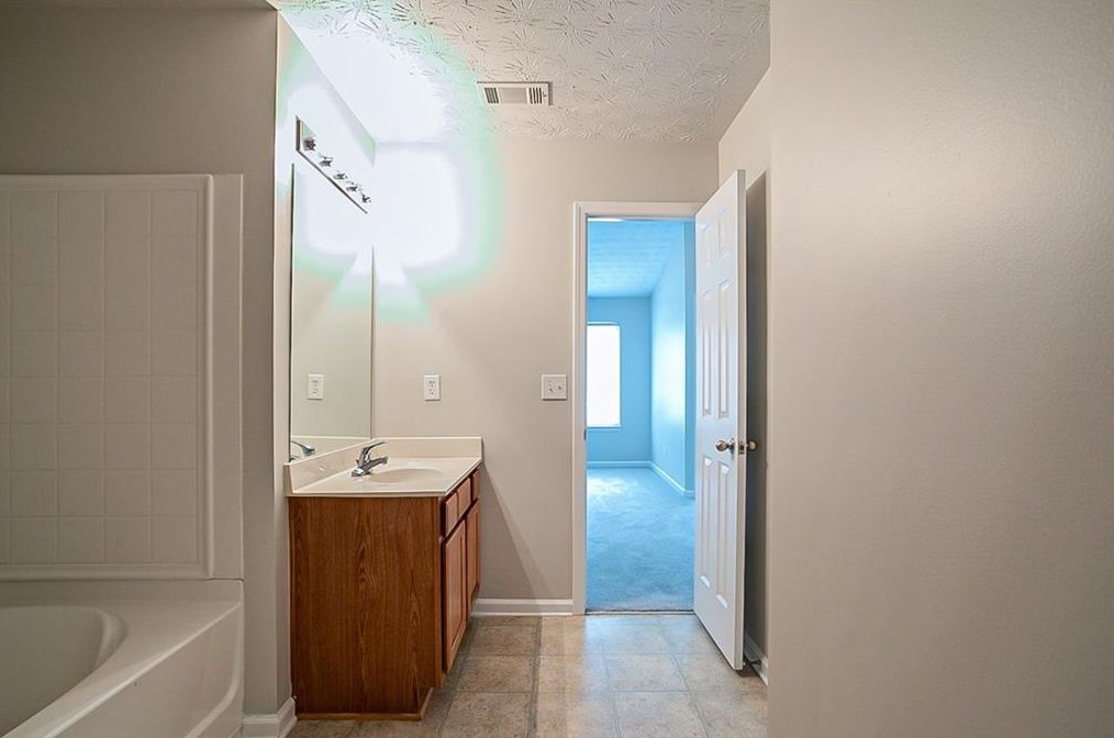 2831 Vining Ridge Ter, Decatur GA  30034-4198 exterior