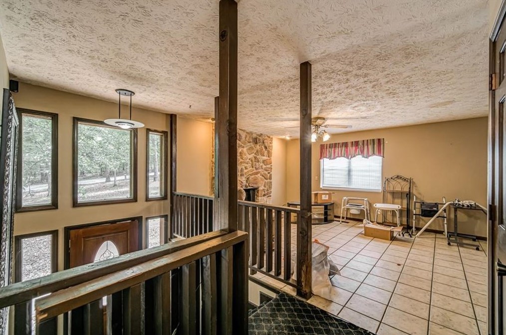 7061 Lamplighter Ln, Winston, GA 30187