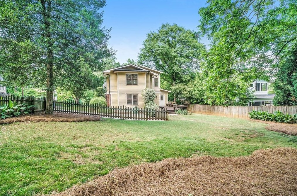 132 Benson St, Decatur GA  30030-4306 exterior