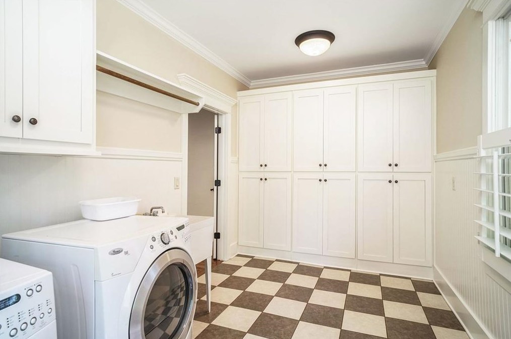 132 Benson St, Decatur GA  30030-4306 exterior