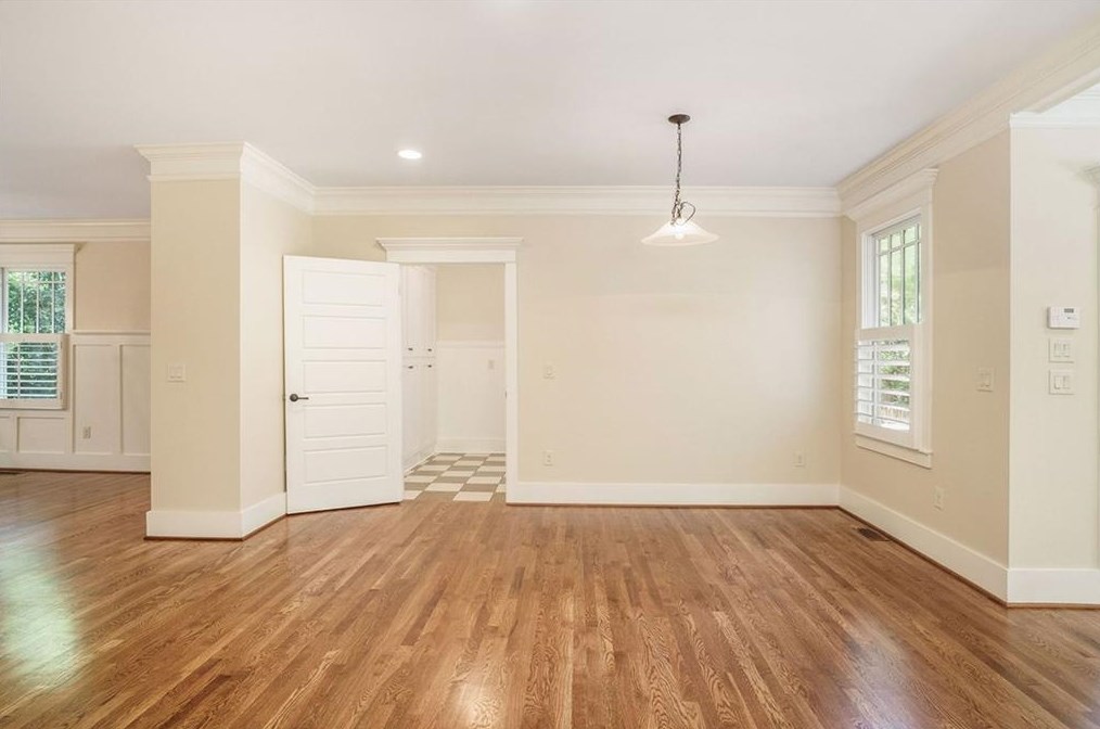 132 Benson St, Decatur GA  30030-4306 exterior