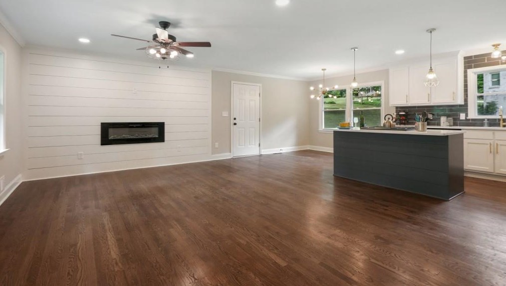 2732 Hawaii Ct, Decatur GA  30033-2335 exterior