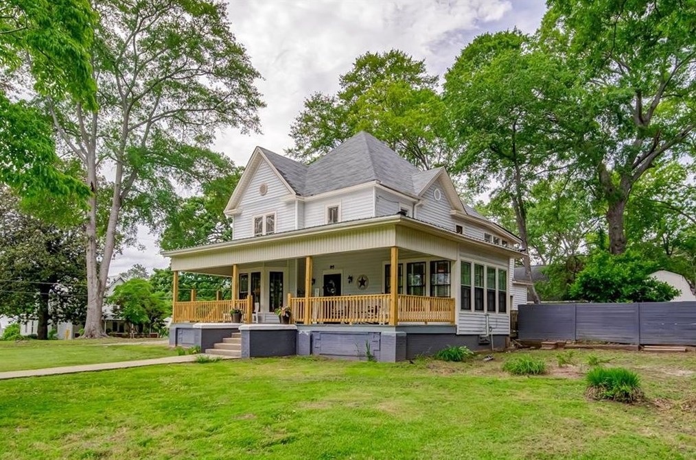 95 Mill St, Tallapoosa, GA 30176-1247
