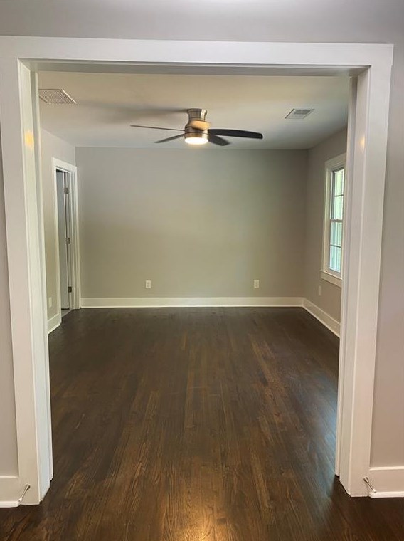 569 Woods Dr, Atlanta GA  30318-6105 exterior