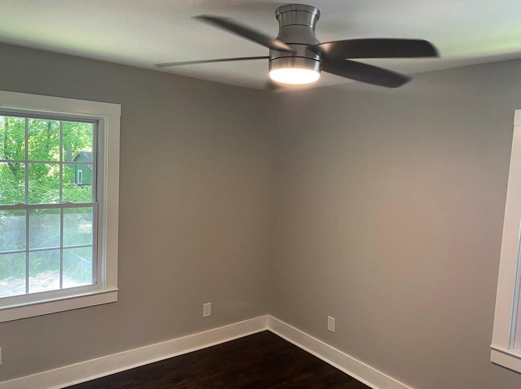569 Woods Dr, Atlanta GA  30318-6105 exterior