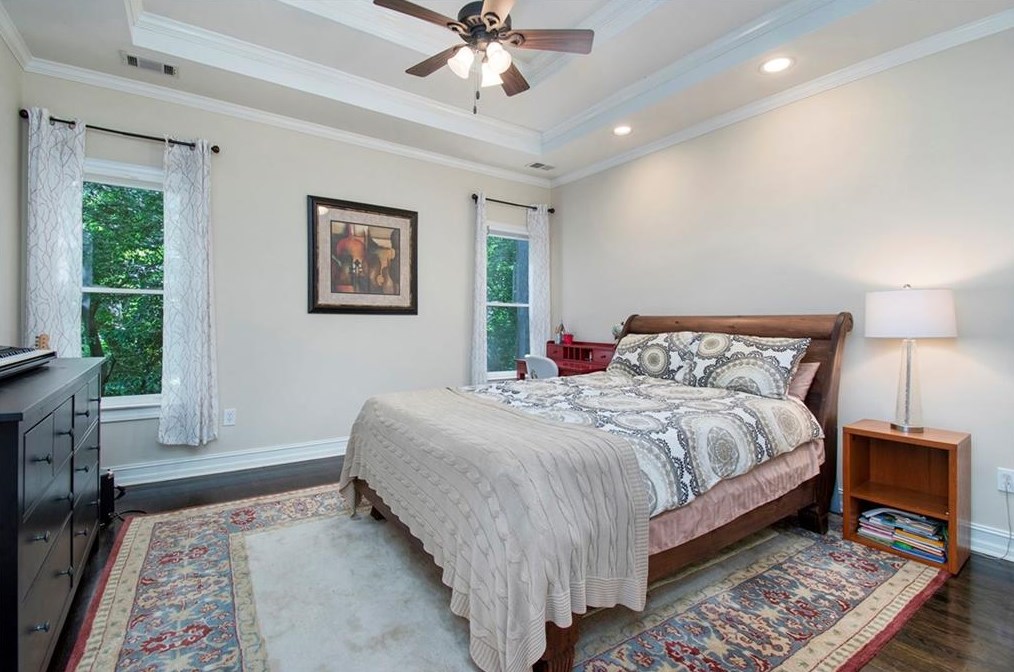 431 Melrose Ave, Decatur GA  30030-2855 exterior