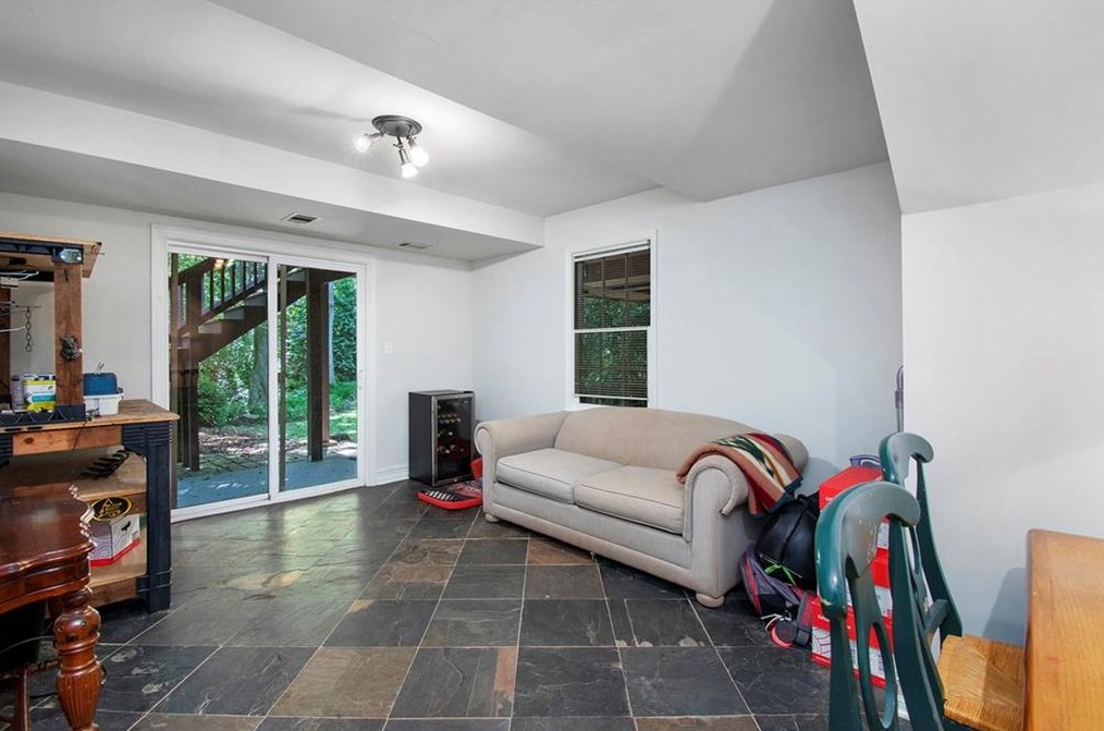 431 Melrose Ave, Decatur GA  30030-2855 exterior