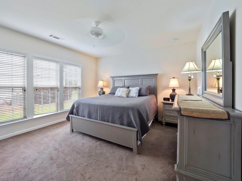 6243 Greenstone Cir, Hoschton, GA 30548-4130