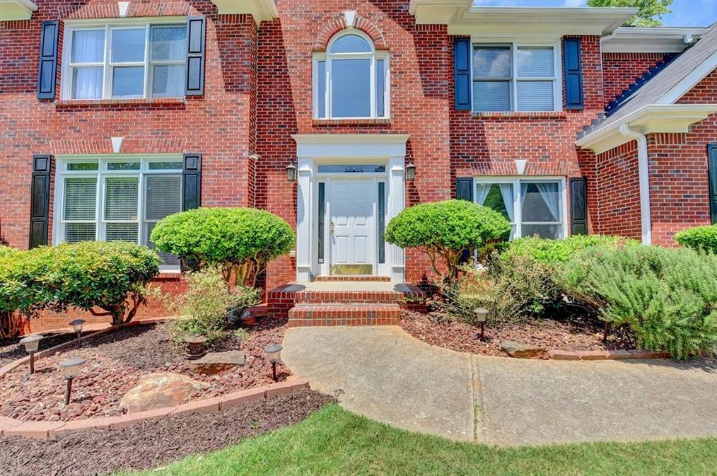 1540 Red Fox Run Sw, Lilburn, GA 30047