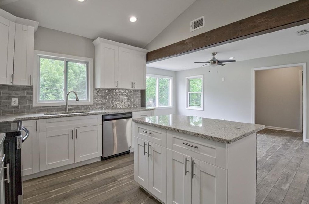 3710 Del Rio Ter, Decatur GA  30032-3114 exterior