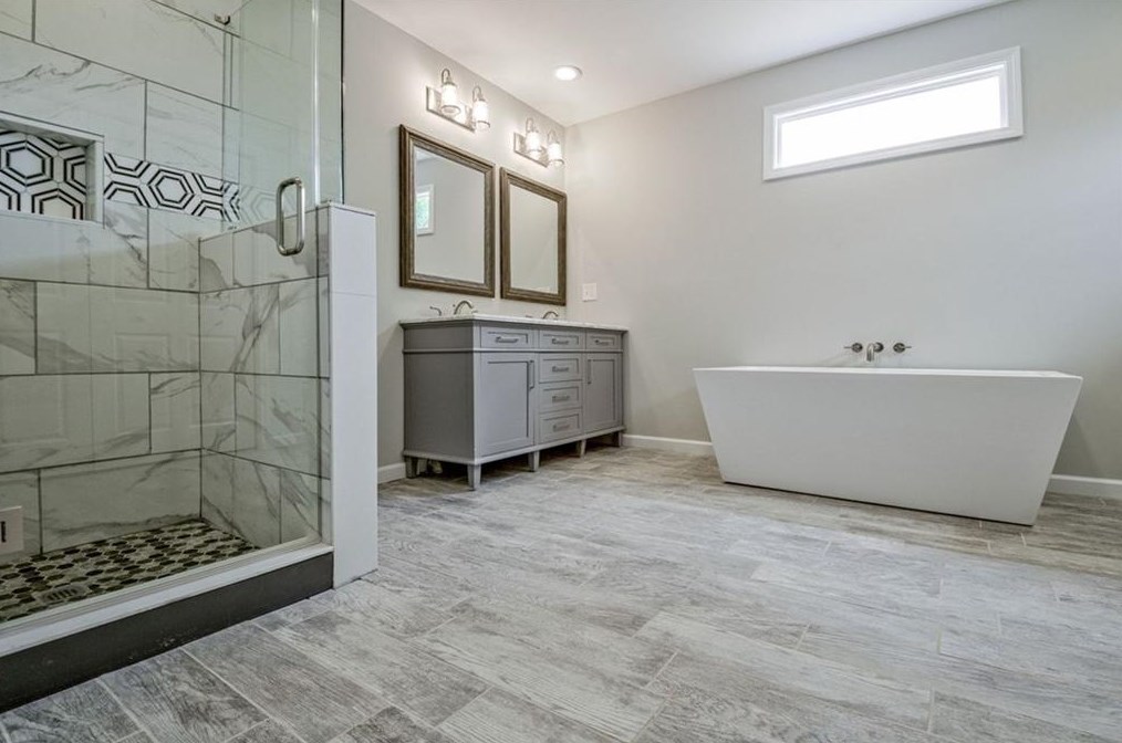 3710 Del Rio Ter, Decatur GA  30032-3114 exterior