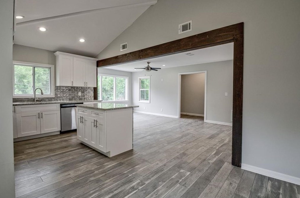 3710 Del Rio Ter, Decatur GA  30032-3114 exterior