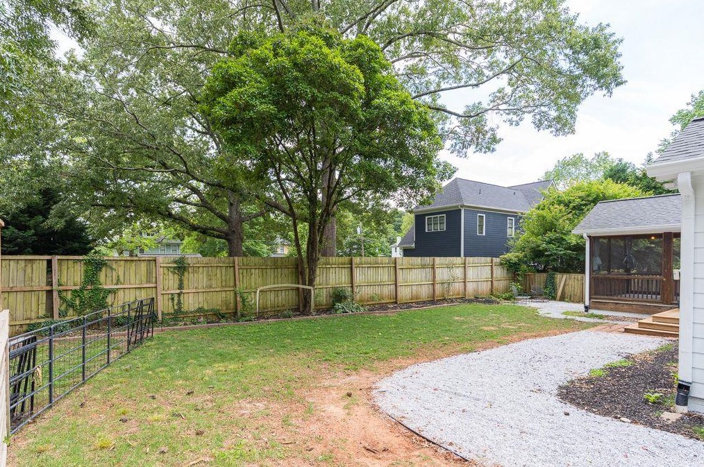 1635 Wainwright Dr, Atlanta GA  30316-2715 exterior