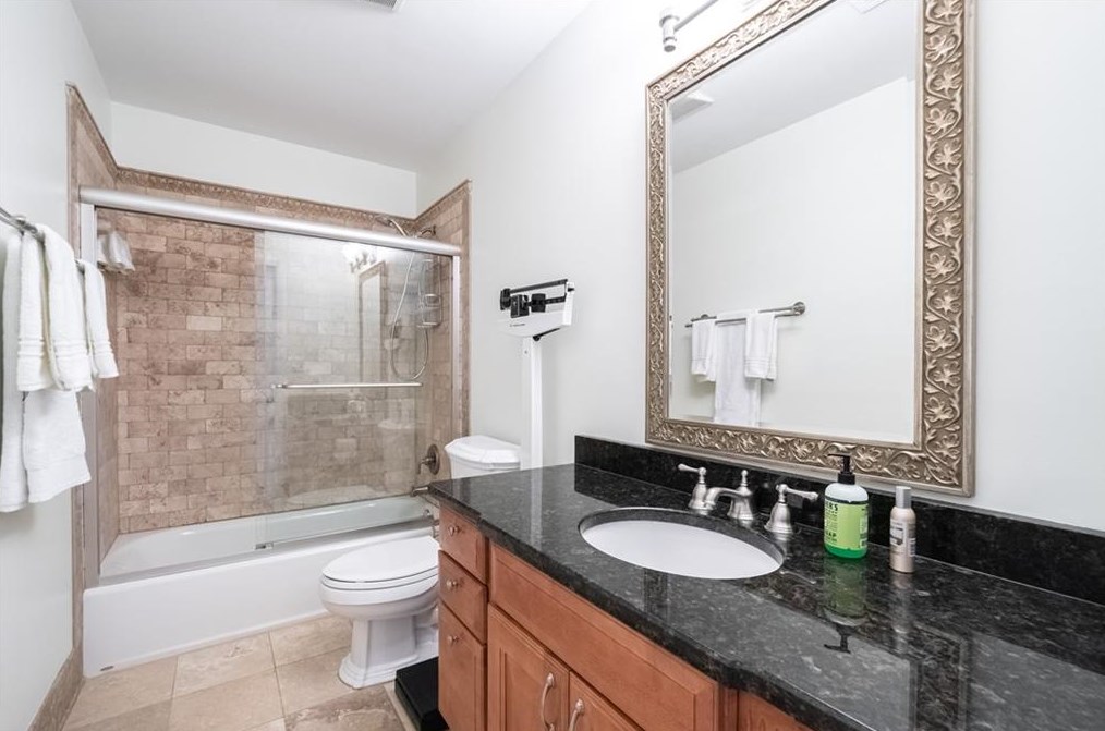 4617 Woodland Brook Dr, Atlanta GA  30339-5368 exterior