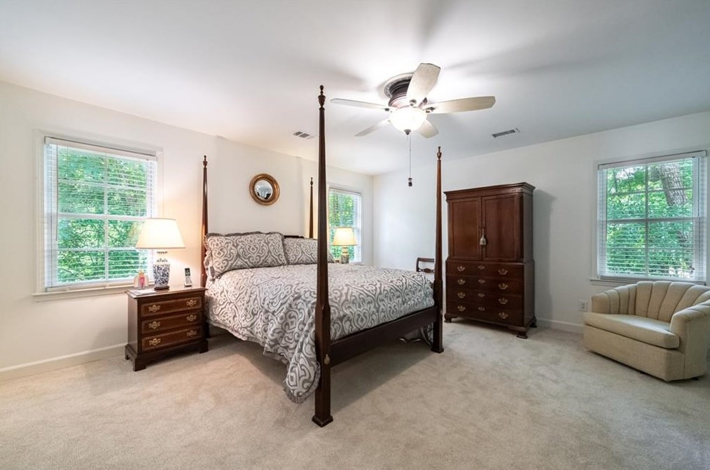 4617 Woodland Brook Dr, Atlanta GA  30339-5368 exterior