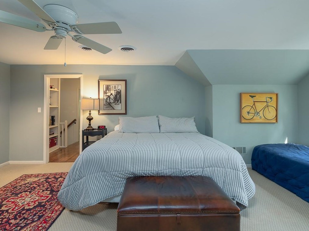 709 Woodward Way, Atlanta GA  30327-1254 exterior