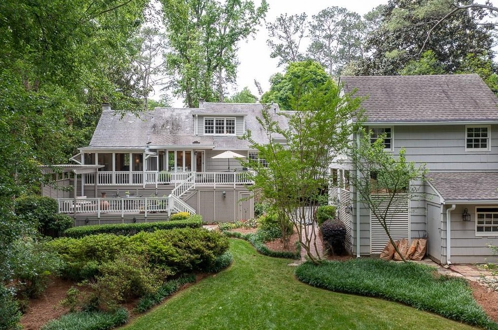 709 Woodward Way, Atlanta GA  30327-1254 exterior