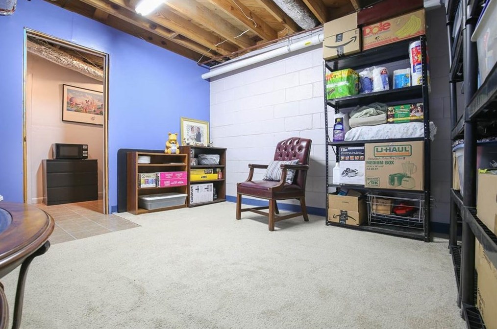 1318 Weston Dr, Decatur GA  30032-2551 exterior