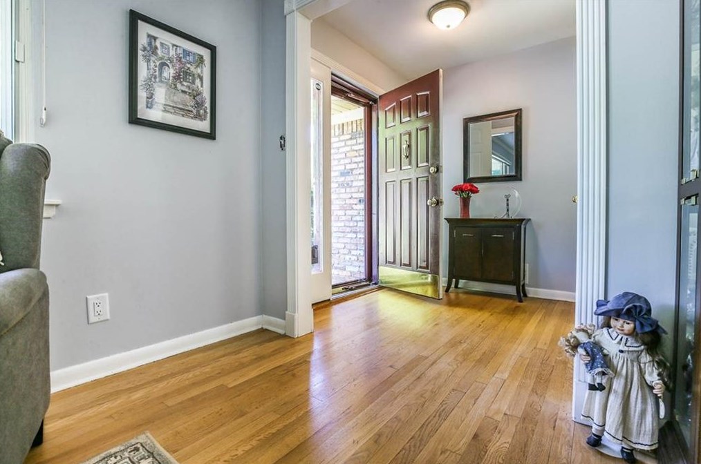 1318 Weston Dr, Decatur GA  30032-2551 exterior