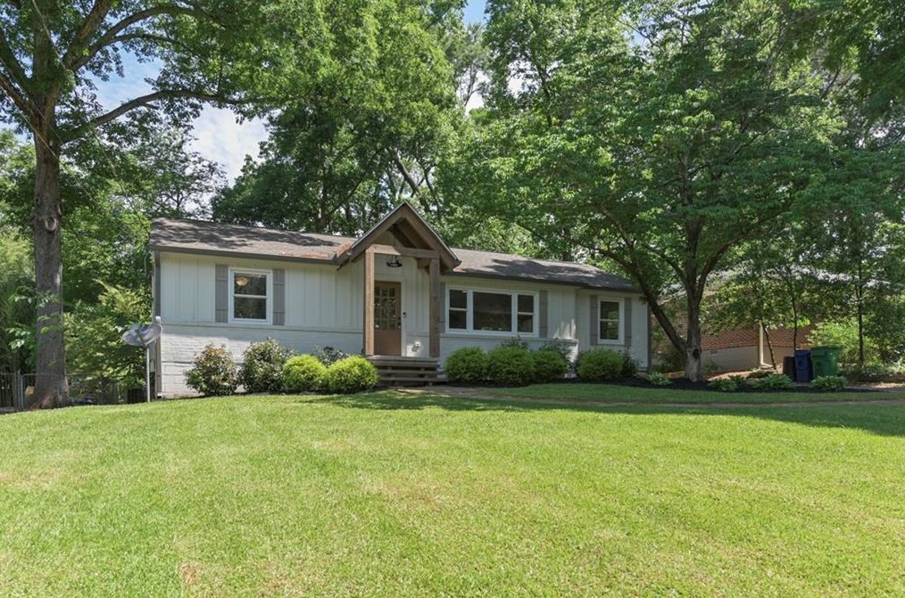 2964 Westbury Dr, Decatur, GA 30033-6010