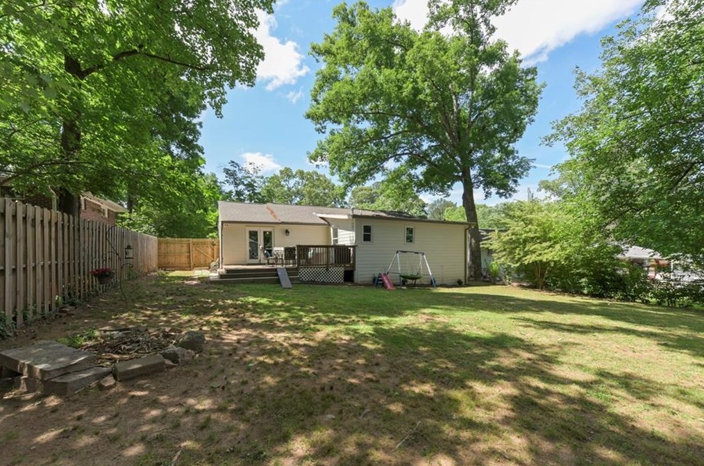 2964 Westbury Dr, Decatur GA  30033-6010 exterior