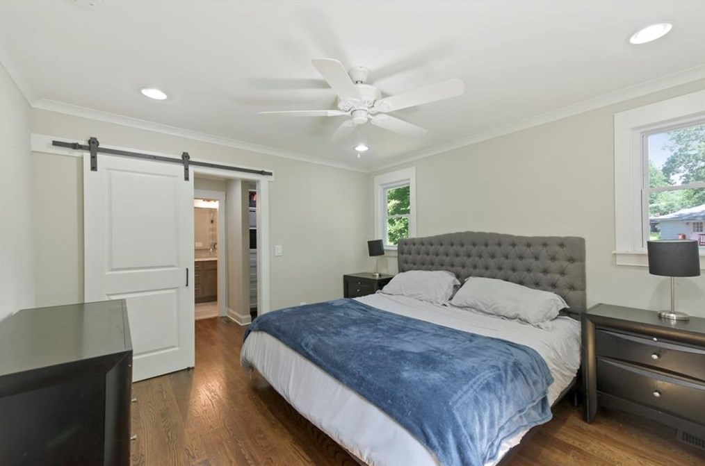 2964 Westbury Dr, Decatur GA  30033-6010 exterior