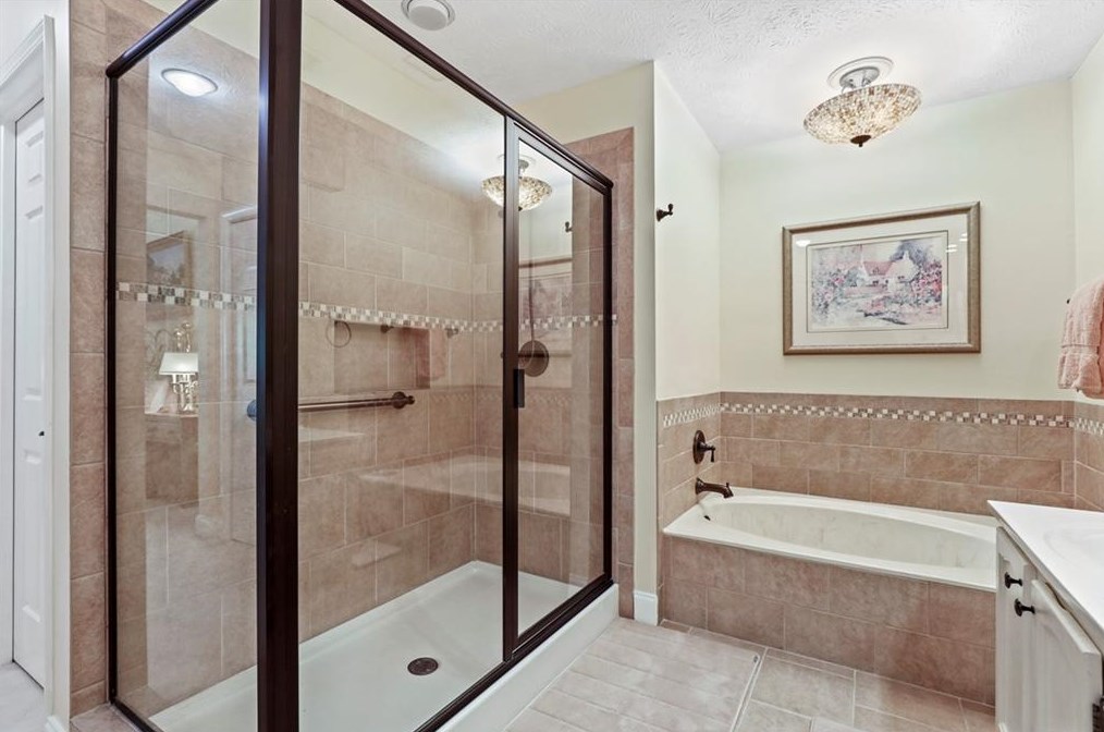 36 Waterford Ct, Atlanta GA  30328-4538 exterior