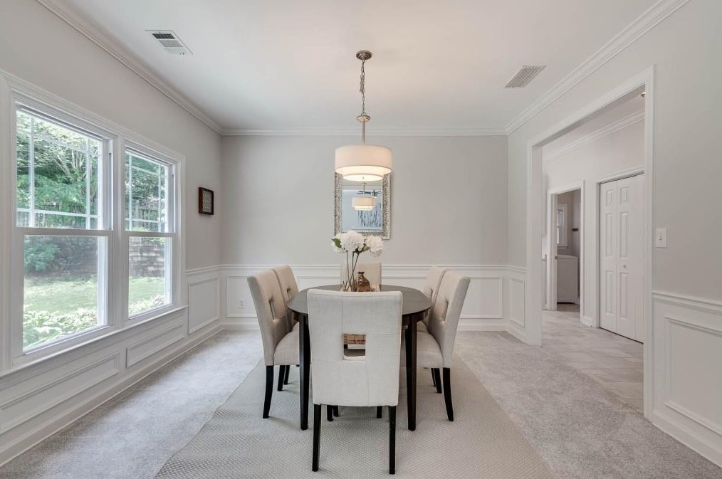 1460 Crescent Walk, Decatur GA  30033-2401 exterior