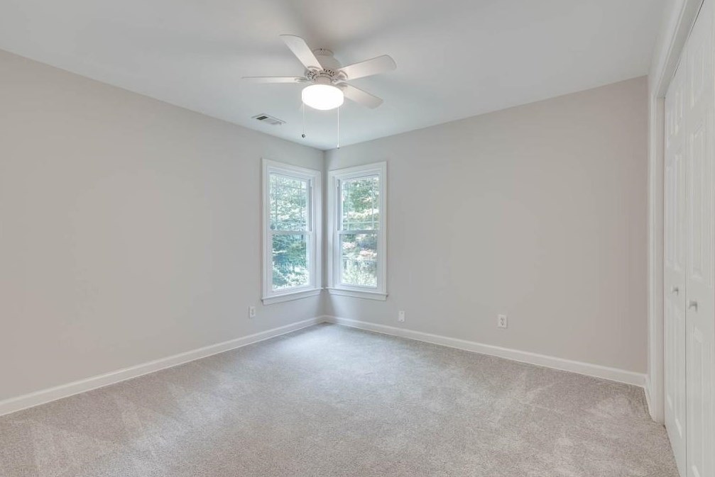 1460 Crescent Walk, Decatur GA  30033-2401 exterior