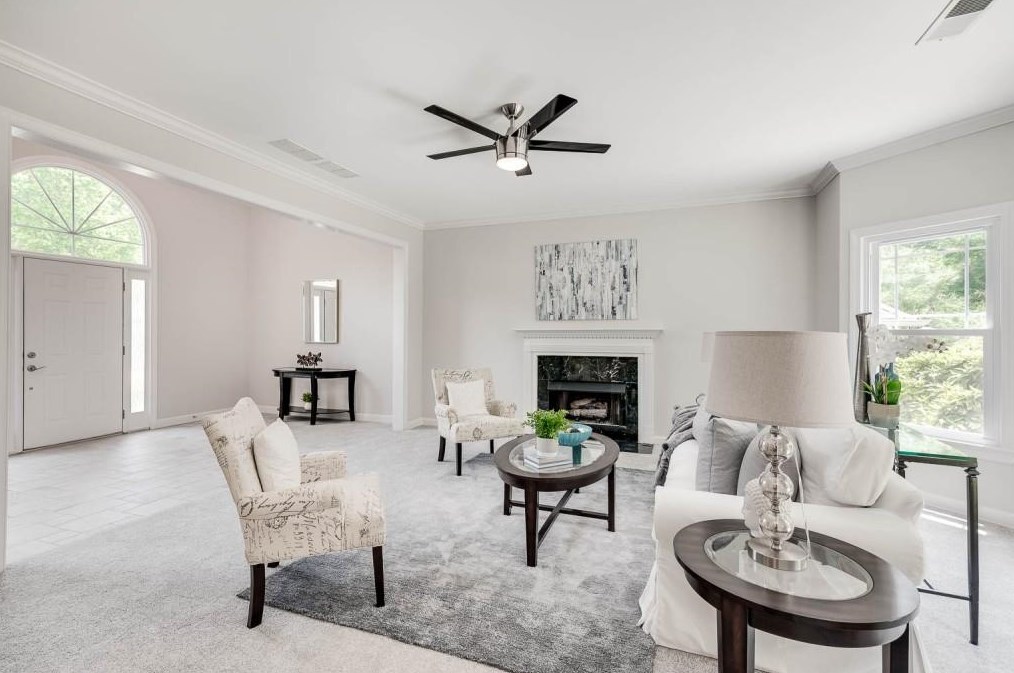 1460 Crescent Walk, Decatur GA  30033-2401 exterior