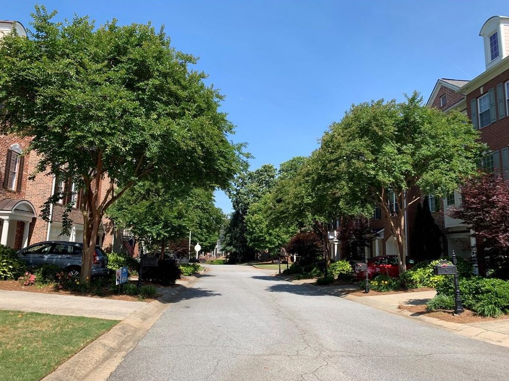 3402 Waters Edge Trl, Roswell, GA 30075-8231
