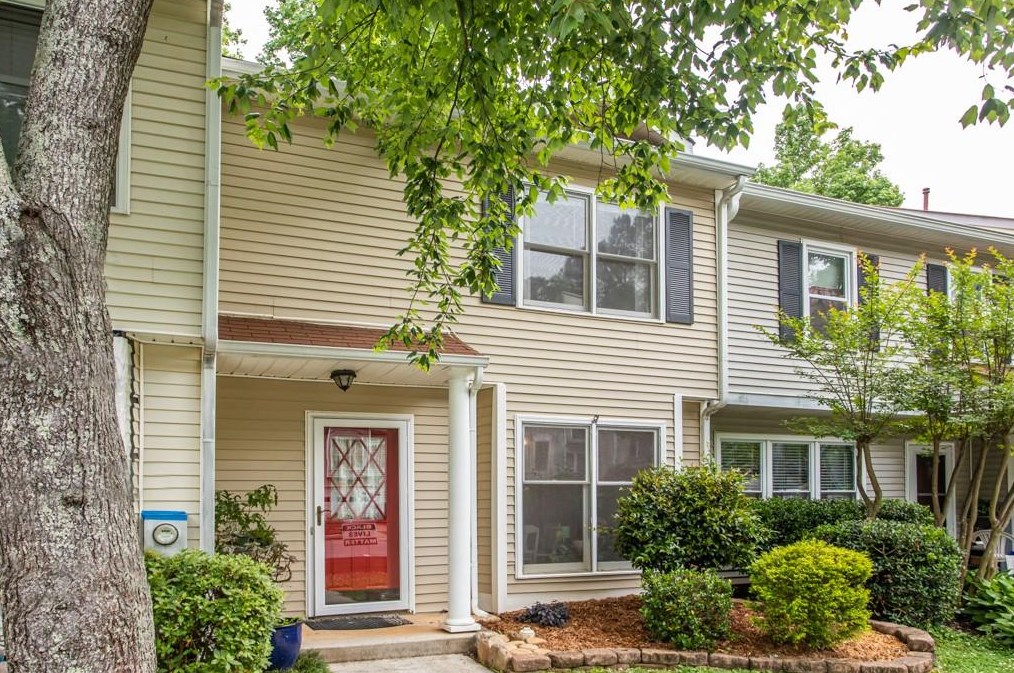 3154 Stratford Green Pl, Avondale Est, GA 30002-1341