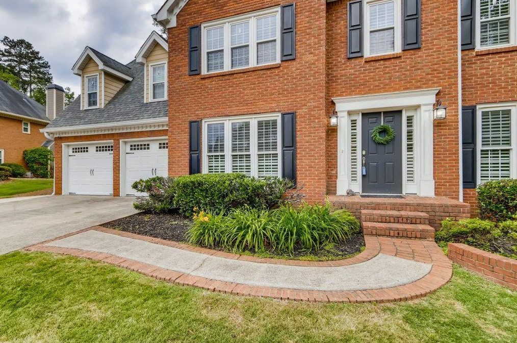 1483 Fallsbrook Ct Nw, Acworth, GA 30101