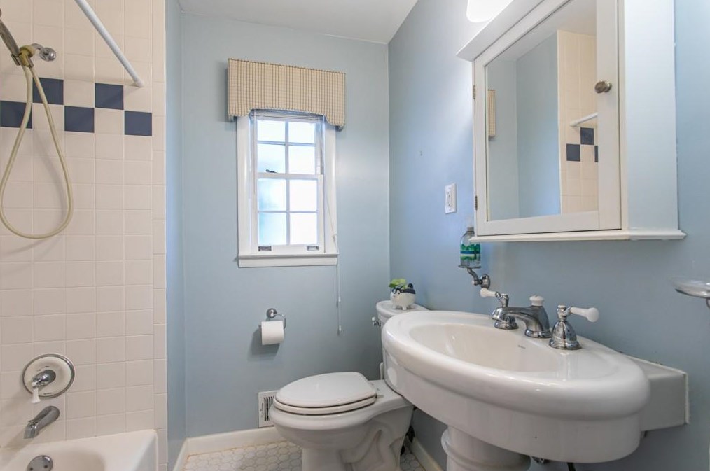 3096 Octavia Pl, Atlanta GA  30340-4620 exterior
