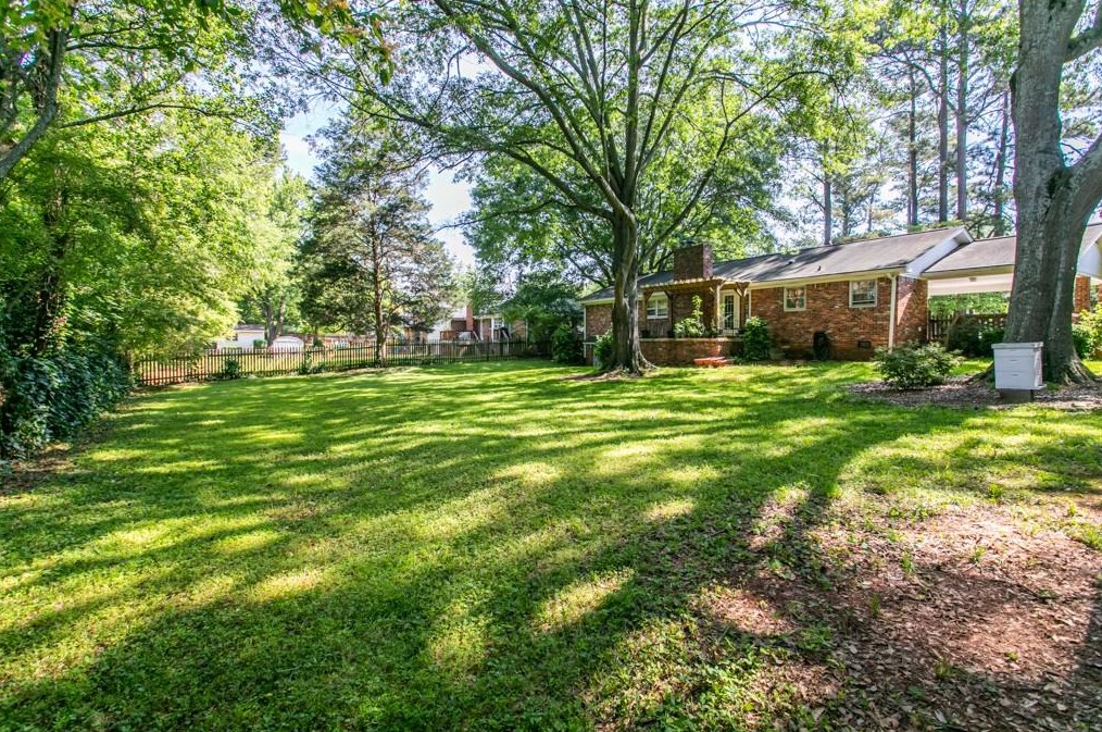3096 Octavia Pl, Atlanta GA  30340-4620 exterior