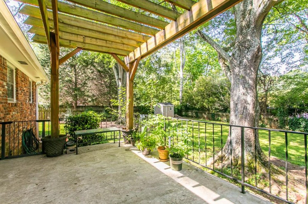 3096 Octavia Pl, Atlanta GA  30340-4620 exterior