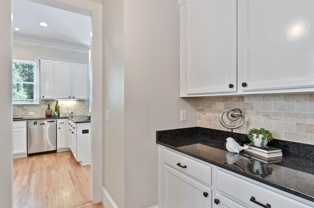 2603 Dusty Ln, Decatur GA  30032-3219 exterior